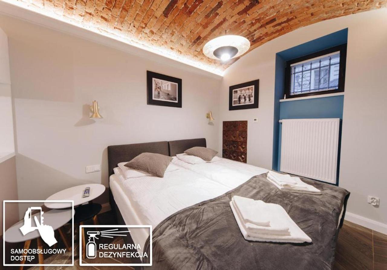 M2 Main Square Apartment *